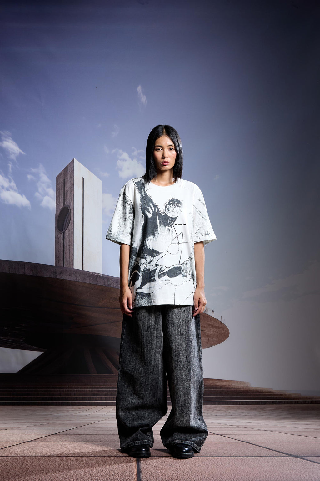 STRAYLIGHT' T-SHIRT