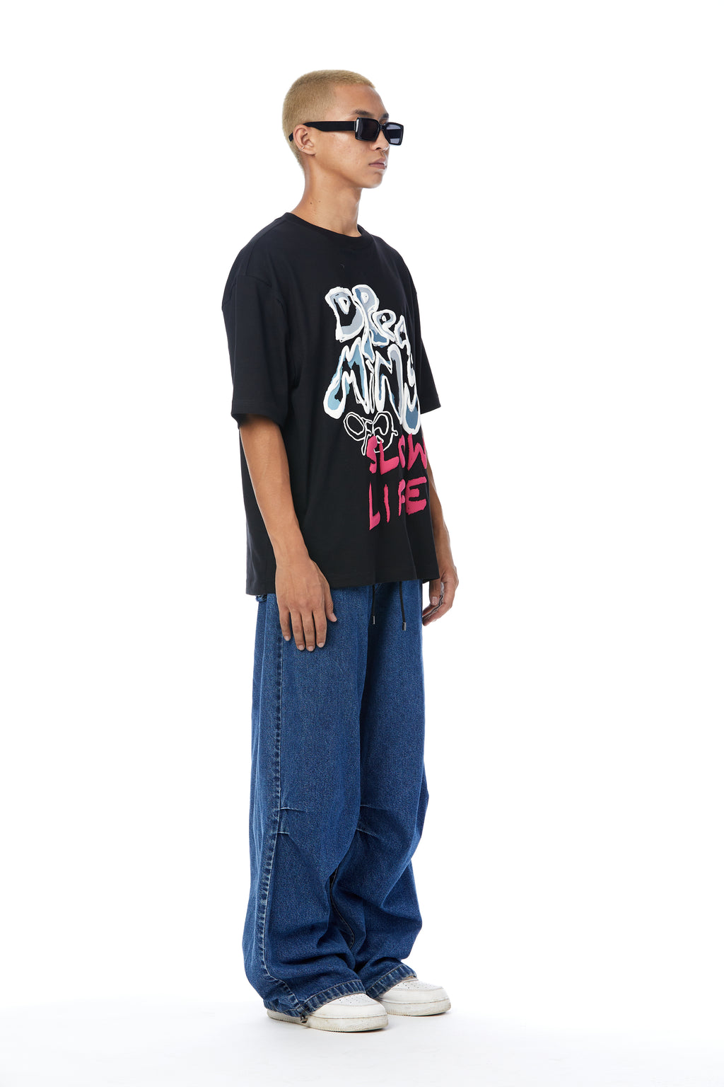 DREAMING OF A SLOW LIFE' TEE