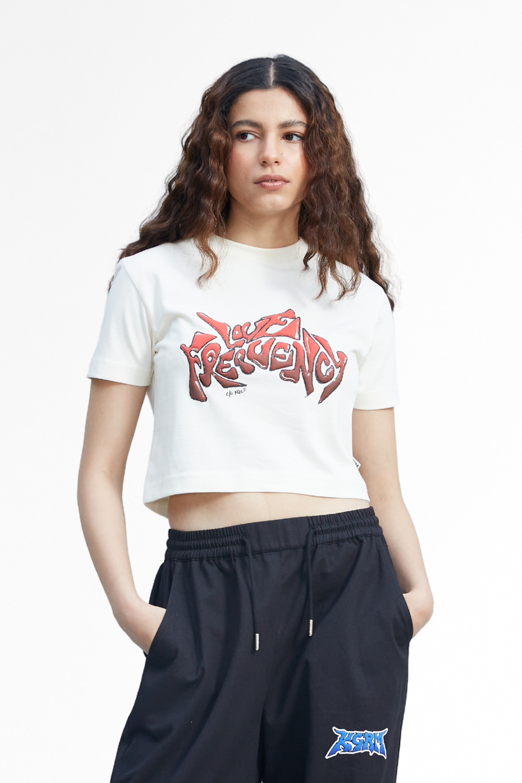 LOVE FREQUENCY' CROPPED TEE