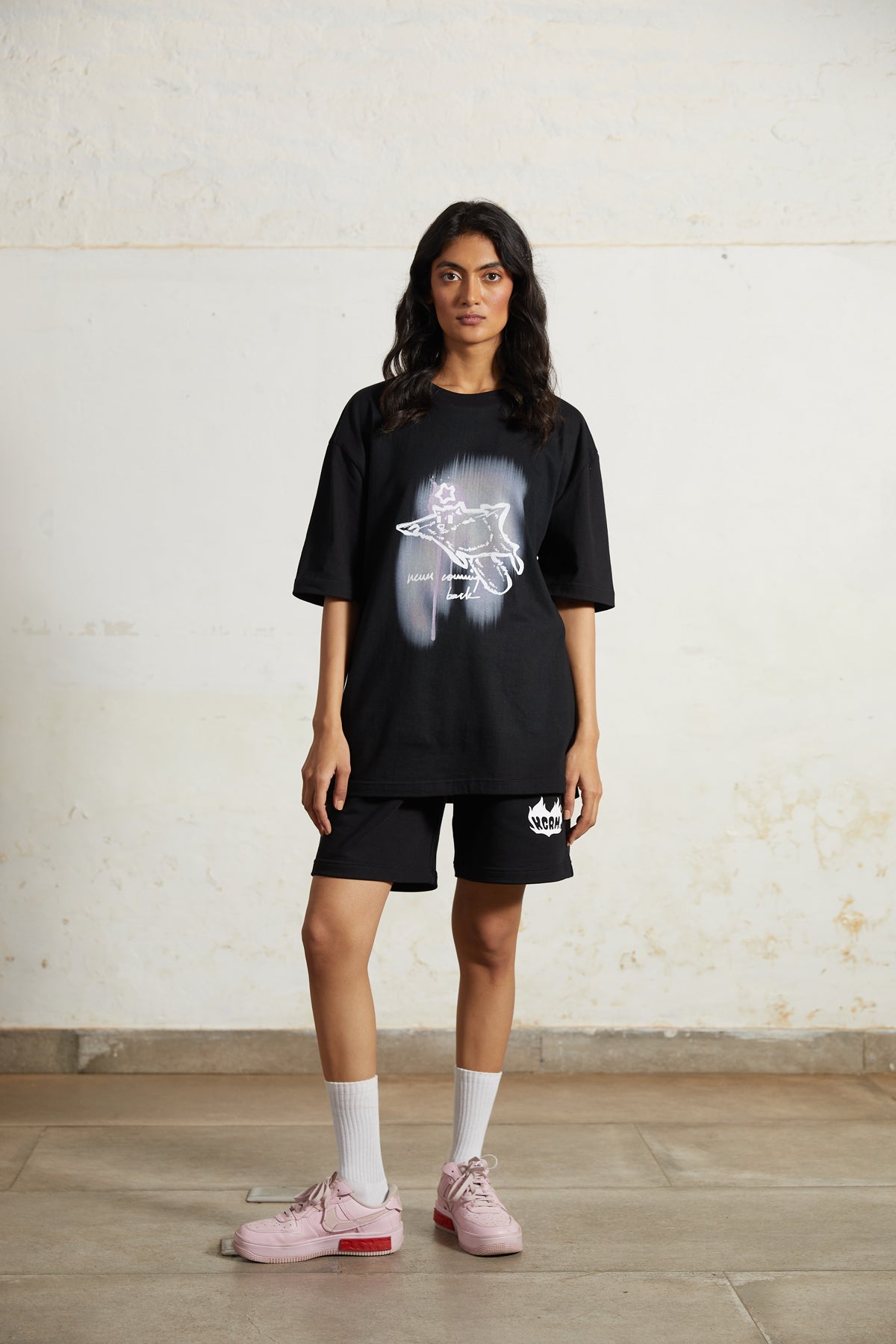 Never Coming Back' tee